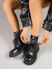 Sepatu Bot Wanita Motif Tengkorak Gaya Gelap, Sol Tebal, Sepatu Bot Motor Punk Bertali Keling untuk Menambah Tinggi Badan, Setengah Betis - Hitam - View 7
