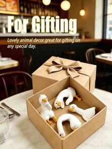 Cute Mini White Goose Figurine, Desktop/TV/Photo Frame Decor, Car/Office Universal, Home/Garden Decor, Office Decor, Dashboard/Desktop/Hanging Decor Multi-Purpose, Gift, Fun Office Desk Accessory, Back To School Desktop Decor, Autumn Home Decor, School Decor Craft - one-size - View 7