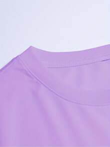 Camiseta de manga corta con cuello redondo y diseño de estampado de letras para hombre, moda de verano. - Morado - Ver 3