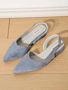 1 Pair Women's Light Blue Buckle Pointed Toe Closed Toe Low Chunky Heel Sandals, Elegant Commuter Style, Comfortable Fashionable Versatile Spring Summer High Heels - Baby Blue - View 4