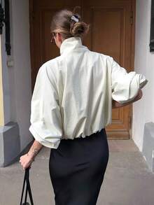 Women's White Flare Collar Short Jacket With Buttons And Pockets, Long Sleeve Woven Fabric, Suitable For Autumn Wear - Off White - View 3