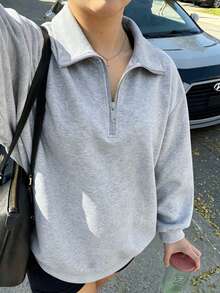 Sweatshirt Wanita Gaya Kampus Model Setengah Resleting, Pullover Kasual Abu-abu Muda, Atasan Kampus Lembut - Grey - View 1