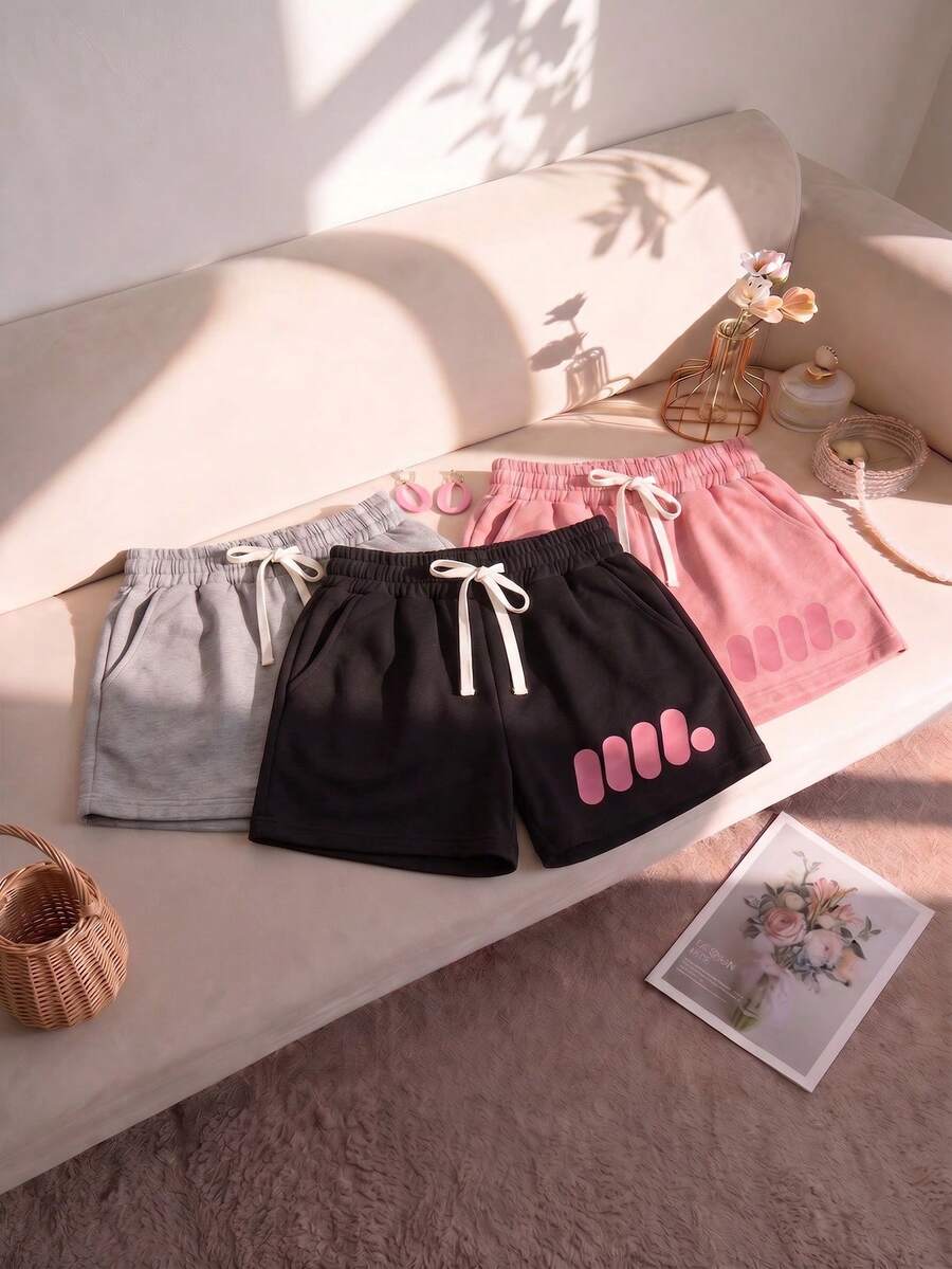Women's Printed Casual Shorts, Summer Outdoor And Daily Wear Sports - Black - View 1