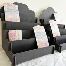 黑色 5 層木製化妝品展示收納盒－香水、清潔用品、護膚品展示收納盒－賀卡、明信片展示架－木製貼紙展示托盤－便攜式卡片收納盒－明信片、信件展示架－珠寶展示收納桌－收納架－辦公桌工具架 - 黑色 - 查看 3