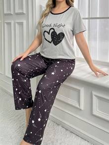 大尺碼女款睡衣套裝，「Good Night」愛心印花T恤 + 星空圖案長褲 2件式居家睡衣套裝 - 灰色 - 查看 3