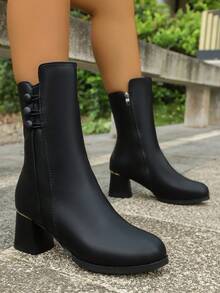 Fashionable Versatile Women's Chunky Heel Leather Patchwork Button Decor Side Zipper Round Toe Ankle Boots, Warm Thermal Lining, Slimming Fashion Boots, Suitable For Street, Outdoor, Wedding, Festival - Black - View 2