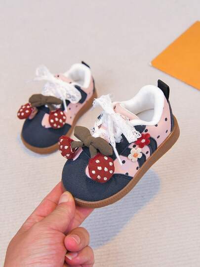 Baby Girl Casual Shoes 3D Strawberry Decor Lace Bow Knot Embellishment Infant Toddler Hook And Loop Shoes