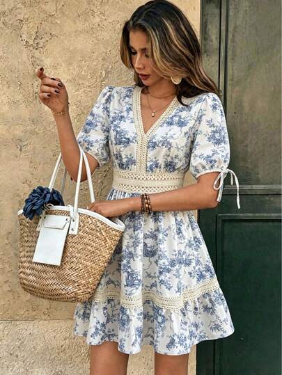Rusttydustty Vestido corto elegante de verano para mujer con mangas de pétalo, patchwork de encaje calado floral azul y blanco, estilo vacacional refrescante