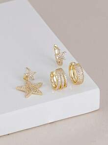 Set de 4 piezas de exquisitos clips y pendientes de estrella de circonita cúbica, aretes apilables de varias capas, adecuados para uso diario, citas y fiestas de mujeres - Amarillo Oro - Ver 4