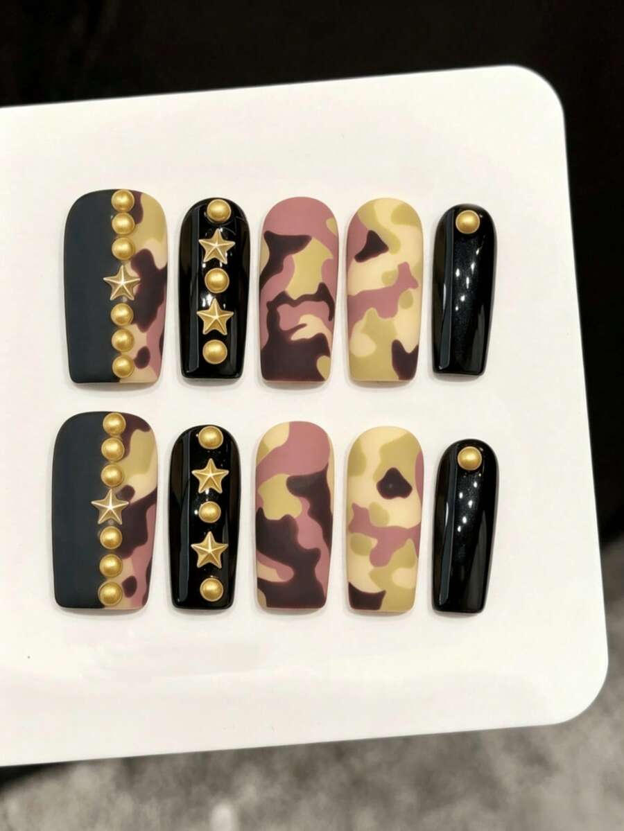 10片手工壓花長方形美甲貼片，熱帶雨林迷彩五角星設計，可拆卸佩戴，適合女性指甲