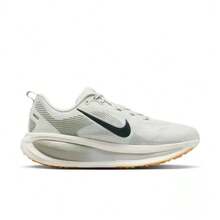 Nike VOMERO 18-Kilometer Professional Running Shoe For Men With Cushioned Cushioning. - Light Green - View 2