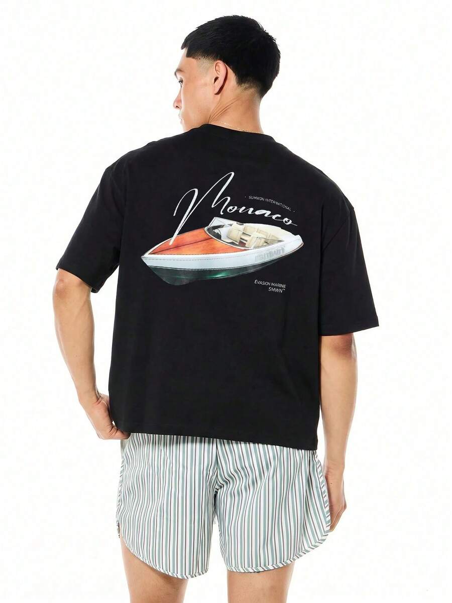 Camiseta de manga corta cuello redondo para hombre, estampado de barco y texto, corte holgado, estilo casual de verano, moda Monaco, cómoda y fresca, talles S-5XL - Negro - Ver 1