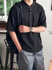 1件男士T恤，成熟風格男士亨利領短袖T恤，簡約條紋上衣，親膚透氣垂墜塑形面料，夏季百搭休閒男裝，簡約風格日常通勤短袖 - 黑色 - 查看 10