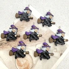 6件裝樹脂萬聖節女巫掃帚吊墜，適合DIY珠寶製作，完美用於派對配件、耳環、項鍊、包包吊飾 - 騎掃把女巫吊墜 - 查看 4