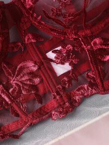 法式浪漫蕾絲刺繡飾邊性感迷人設計鋼圈內衣誘惑透視內衣 - 紅色 - 查看 3