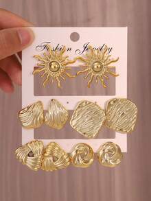 1-5 Pairs Vintage Distressed Sun Pattern Asymmetrical Square Twisted Stud Earrings Set, Luxury Niche Minimalist Commuter Versatile Gold Earring Set For Women's Daily Wear - Gold - View 6