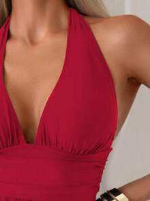 Swim Conjunto de tankini de traje de baño con top halter liso y espalda descubierta, y shorts plisados con cordón, maduro y encantador para ver - Azul marino - Ver 6