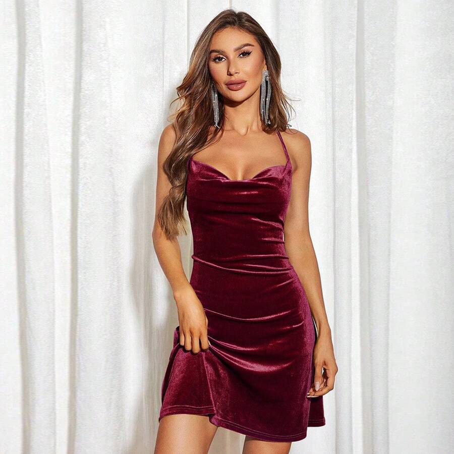 Nuevo Vestido de Fiesta Sexy sin Espalda de Terciopelo con Tirantes para Mujer, Estilo Europeo y Americano, Colección Otoño/Invierno - Burdeos - Ver 1