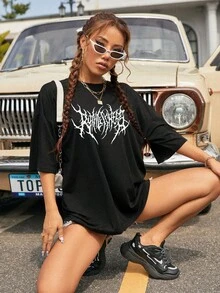 Camiseta para mujer manga corta oversize estampado gótico, playera casual holgada para streetwear y salidas urbanas de verano - Negro - Ver 1
