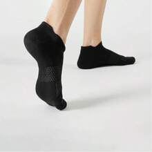 5 Pairs/1 Pair Women's Short Socks Combine Comprehensive Protection And Comfort. Added Heel Tab Prevents Ankle Blisters And Provides Extra Fit Comfort, Fashionable Colors Are Mood-Boosting Matches For Daily Life Or Running, Golf, Training, Cycling, Gym Workouts - Multicolor - View 12
