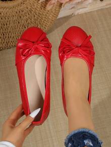 Modische neue Nischen-Design bequeme vielseitige Schleifen-Dekor atmungsaktive Leder Slip-On Loafer für den täglichen Arbeitsweg und Büroalltag mit runder Zehenpartie und flacher Sohle für Frauen - Rot - Übersicht 5