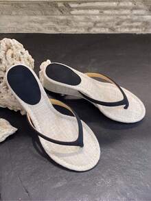 2026 Spring/Summer New Women's Square Toe Thong Kitten Heel Sandals - Black - View 9