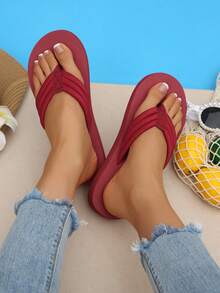 Women's Summer Party & Daily Candy Color Bright Flat Plus Size Sandals, Solid Color Floral Decor Flip Flops, Casual Lightweight Outdoor Beach Shoes - Burgundy - View 3