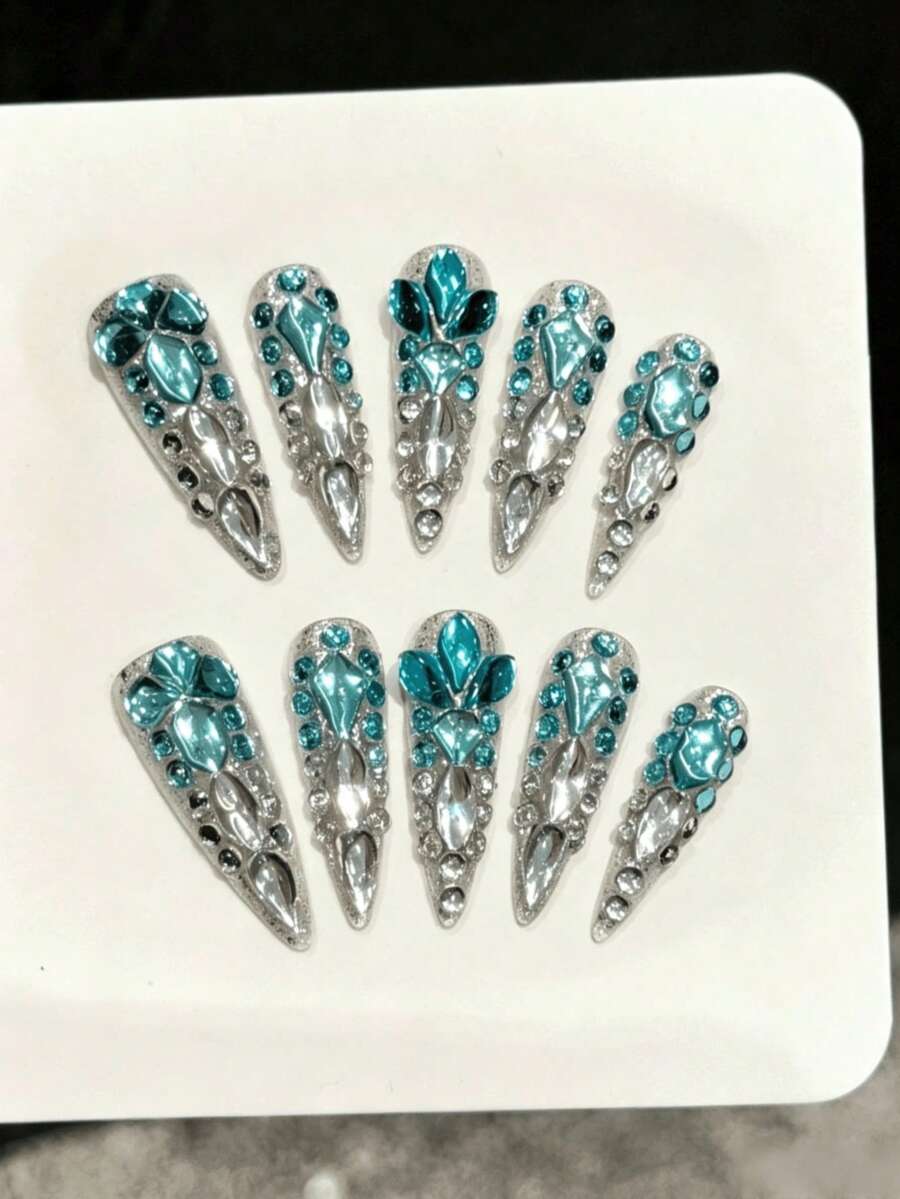 10片手工壓製長尖型假指甲，精緻可穿戴可拆卸美甲套，"Mermaid Tears" 奢華藍色超亮滿鑽 Y2K 風格，完美選擇