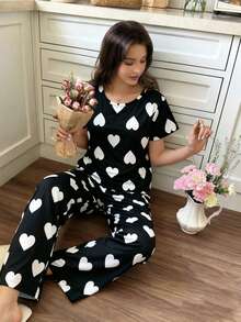 Setelan Piyama 2 Potong Atasan Lengan Pendek dan Celana Panjang Motif Hati Hitam untuk Wanita - Hitam - View 4