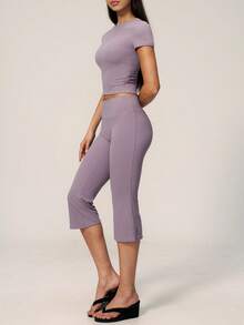 TimeOff Women's One Set Solid Color Round Neck Cropped Waist Short Sleeve Flared Mid-Length Pants Sports Set - Mauve Purple - View 3