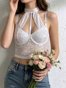 RAHQ Pure White Floral Lace Halter Neck Fitted Bustier, Versatile Neutral All-Match Innerwear For Summer Daily Wear - White - View 6