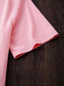 Camiseta de Regalo para el Día del Padre con Diseño de BBQ para Papá – El Hombre, El Mito, La Leyenda de la Parrilla – La Mejor Camiseta para Papá Parrillero - Rosa - Ver 3
