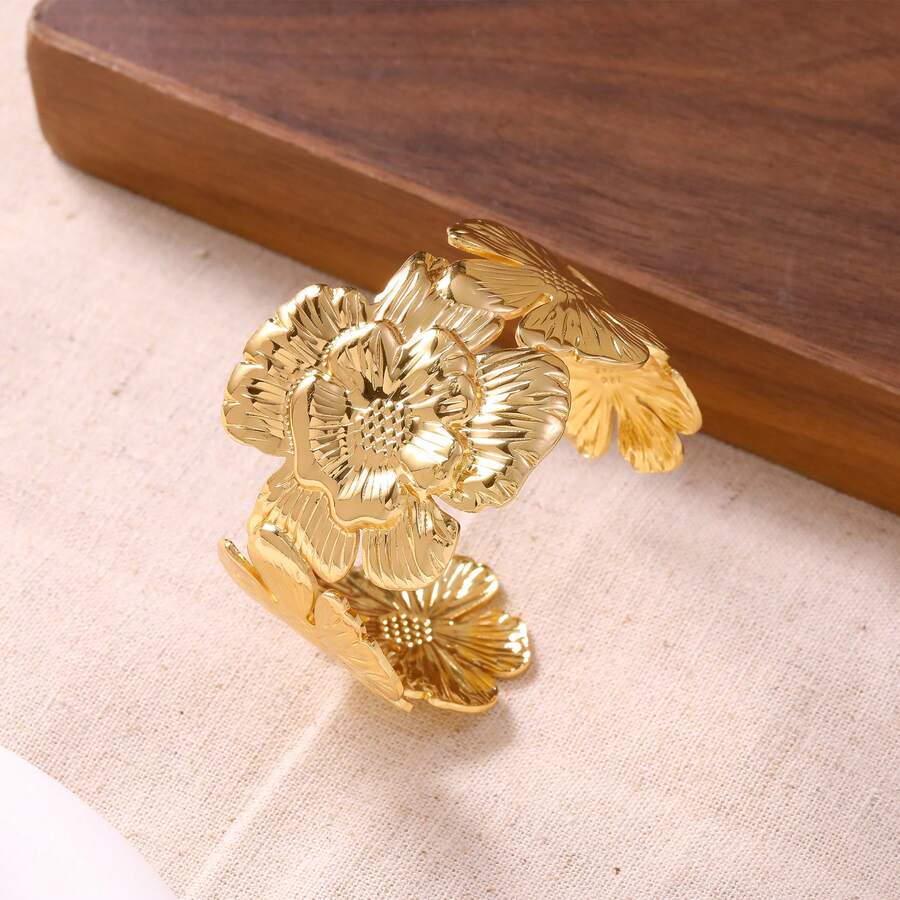 1件時尚304不鏽鋼女款寬版袖口手鍊,3D玫瑰設計,金色,可調節尺寸,適合四季,親膚舒適,防水防褪色,優雅精緻,適合日常配戴,亦可作為特別節日禮物 - AZ-004 - 查看 1