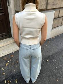 極簡風女款白色高領羅紋針織修身背心，短版針織上衣，適合秋冬穿著 - 杏色 - 查看 6