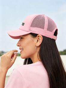 Rosa Mesh Trucker Cap mit Buchstaben-Logo, atmungsaktive Sommerkappe für Frauen, verstellbare Baseballkappe mit Sonnenschutz, Streetwear-Accessoire für Outdoor - Pink - Übersicht 4