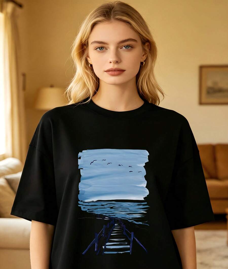 Soft Blue Watercolor Ocean Dock Seagull Landscape Graphic Oversized Crew Neck Short Sleeve Women's T-Shirt Coastal Vacation Casual Daily Wear Perfect Gift For Seascape Nature Art Enthusiasts - 黑色 - 查看 1