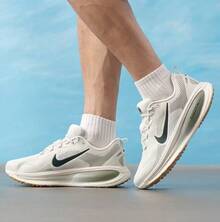 Nike VOMERO 18-Kilometer Professional Running Shoe For Men With Cushioned Cushioning. - Light Green - View 10