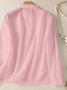 Camisa de mujer de unicolor con cuello en V y botones - Blusa casual y elegante de manga larga con detalle de bolsillo, adecuada para vacaciones, viajes y uso diario, artículo esencial para - Rosa Pálido - Ver 2