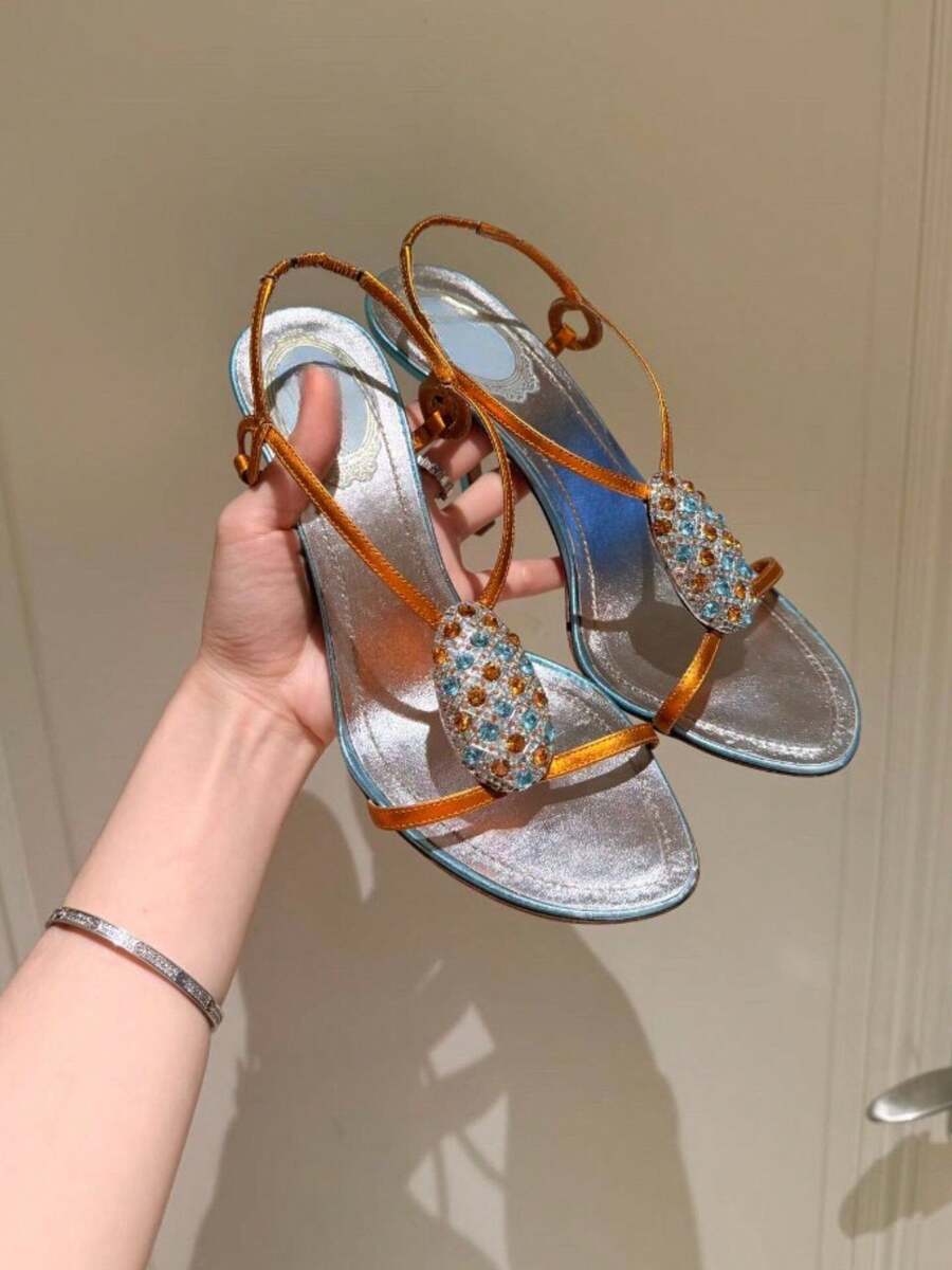 Sandal nữ cao cấp sang trọng tuyệt đẹp mẫu mới hè 2026, hở mũi kiểu Pháp, gót cao đính đá, khóa cài đính đá, phong cách dễ thương đi tiệc và hộp đêm - Vàng - Xem 1