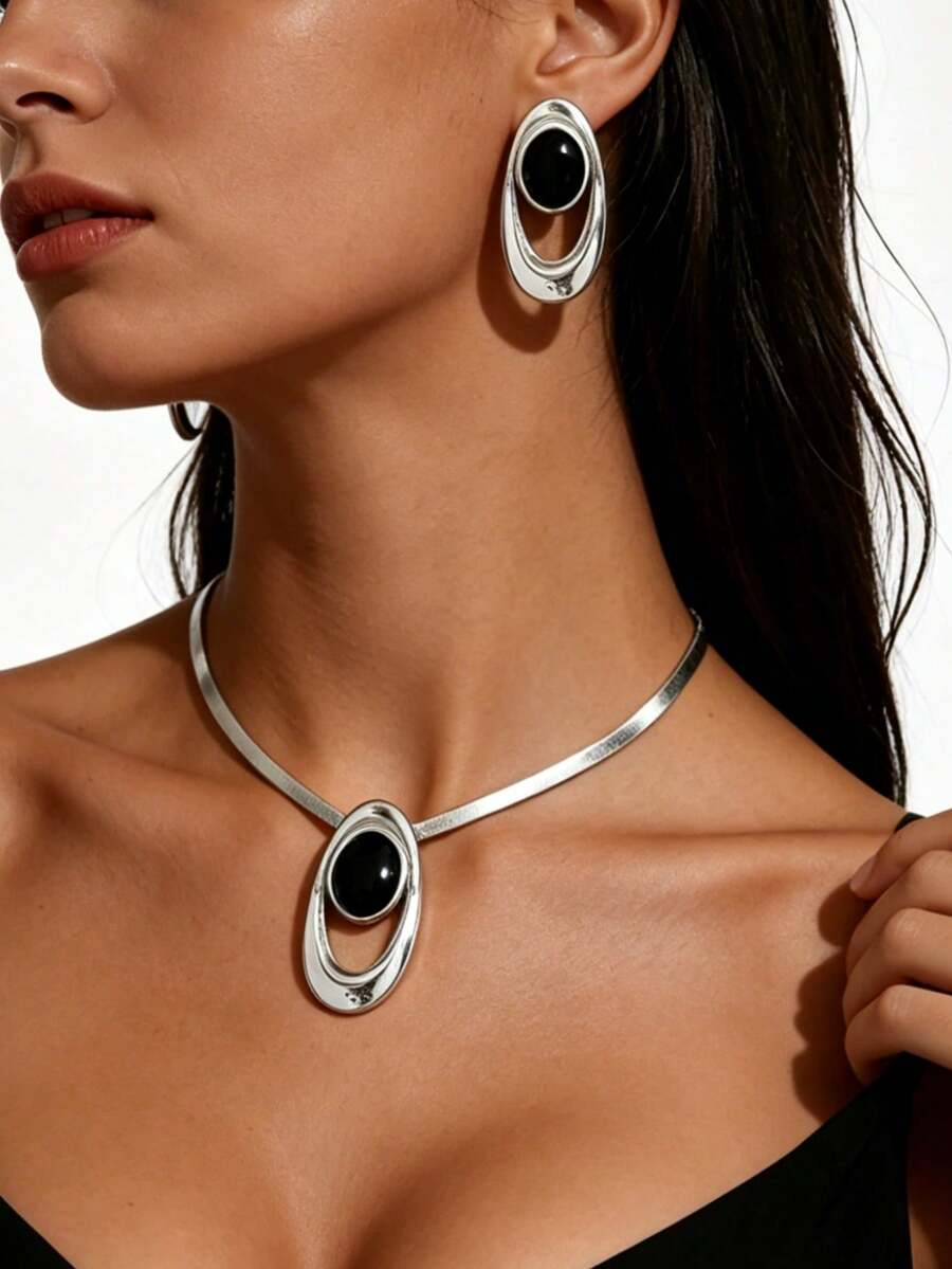 2pcs/Set Women's European & American Vintage Style Silver Oval Hollow Black Gemstone Choker Necklace & Earrings Set, Evening Party Fashion Niche Geometric Jewelry Set - Silver+Black - View 1