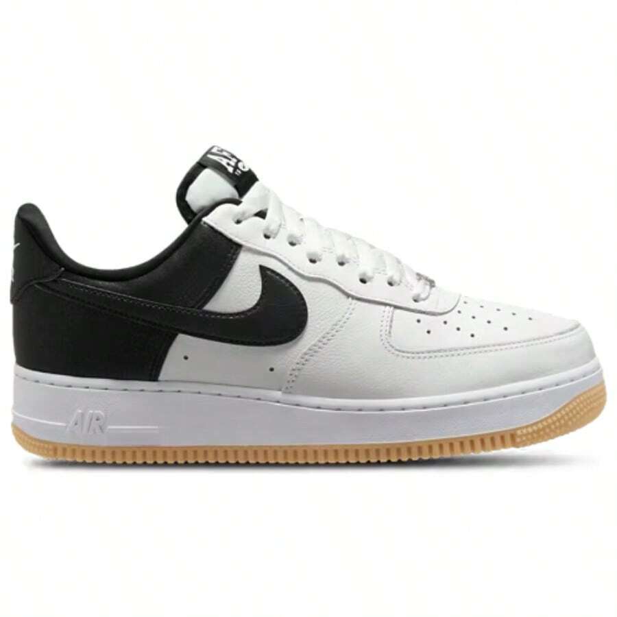 Nike Air Force 1 '07 LV8 Men's Casual Shoes Black/Summit White/Metallic Silver IB6847-100 | Court-To-Street Style, Iconic Silhouette - 銀白黑 - 查看 1