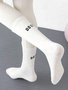3/5/7 Paar rutschfeste Socken mit Buchstabenmuster, atmungsaktive Sport-Fitness-Yoga-Pilates-Socken bis zur Mitte der Wade, professionelle Indoor-Sport-Fitness-Yoga-Tanz-Pilates-Socken mit rutschfester Silikonsohle, Herbst - Verschiedenfarbig - Übersicht 2