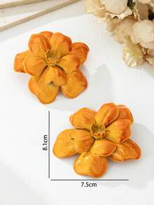 Vintage Elegant Fashion Spray-Painted Floral Earrings, Women's Ear Jewelry, Personalized High-End Holiday Jewelry Gift - Flower - View 3