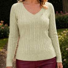Women's Basic V-Neck Knitted Sweater With Braided Detail For Cold Weather, Winter Fashion. - 沙 - 查看 2
