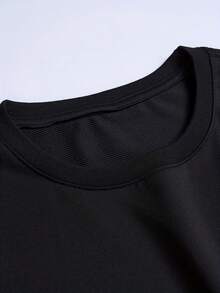 Men's Vintage T-Shirt: Football In Net Design, Casual Style, Summer Tops - 黑色 - 查看 4