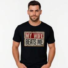 Short-Sleeved Cotton T-Shirt, Funny T-Shirt With The Phrase "My Wife Hits Me", Husband T-Shirts With The American Flag, Men's T-Shirt. - 黑色 - 查看 2