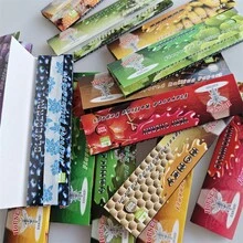 32張/本 110MM長度風味捲菸紙，體驗多種風味菸草捲紙，多種口味可選，吸菸者必備手工捲紙，抽菸配件捲紙！節日禮物！情人節禮物！ - 查看 11