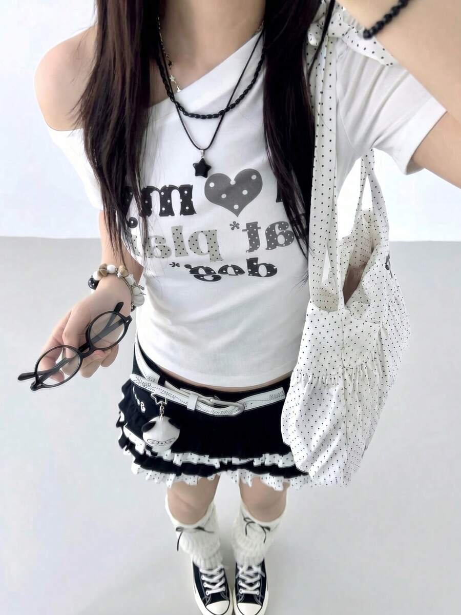 Y2K美学卡通字母印花不对称肩短袖T恤,性感修身露脐上衣休闲白色夏季波点 - 白色 - 查看 1