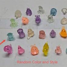 Bolsas Sorpresa Brillantes 50/100 piezas - Figuras de Animales de Dibujos Animados, Diseño Único Sin Temporada - Recuerdos de Fiesta de Plástico Empacados Individualmente, Adecuados para Micro Paisajes, Acuarios, Joyería DIY, Manualidades y Decoración de Casas de Muñecas - Multicolor - Ver 9