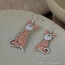 Pendientes de gancho con silueta de gato 3D vintage, colgante de gato principal con textura martillada única, combinados con ganchos de oreja de plata clásicos, joyería versátil para uso diario casual, fiestas, cumpleaños y regalos de vacaciones - Plateado - Ver 2